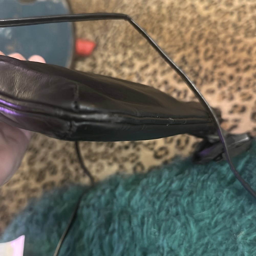 VINTAGE 80’s unique Leather DOVE purse - Picture 12 of 12